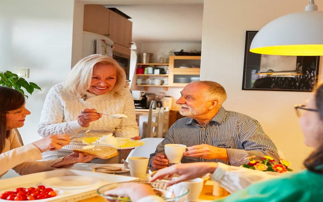 Vivre sa retraite chez soi : 7 clés pour un quotidien épanoui et serein